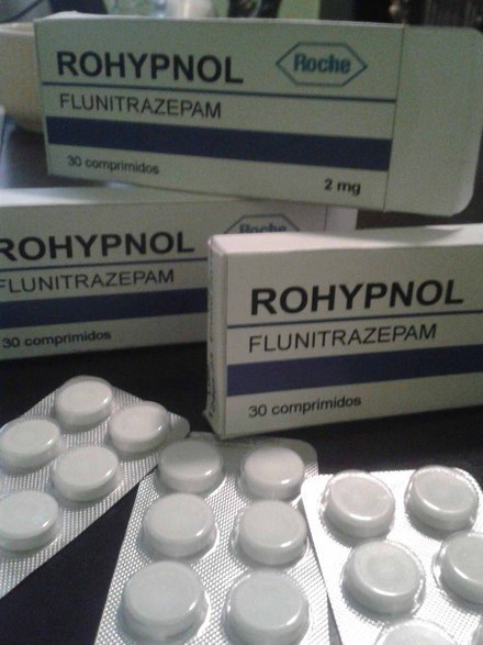 Köp Rohypnol 2 mg utan recept